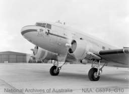 NAA C5371 G10 Queen Elizabeth II DC-3 A65-123, used in the 1954 Royal Tour (visited Wagga 130254).jpg